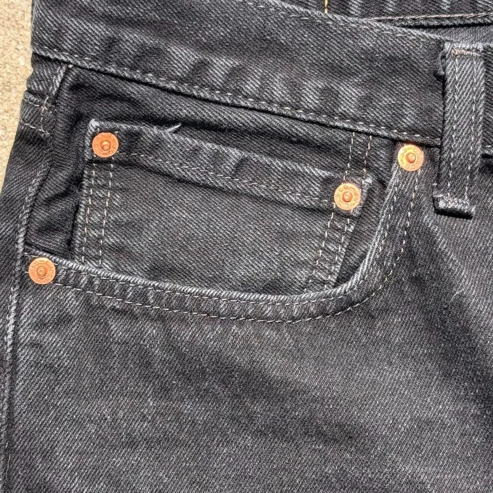 Levi's 550 Relaxed Fit Jeans Men's 42x30 Black Denim Tapered Pants Cotton